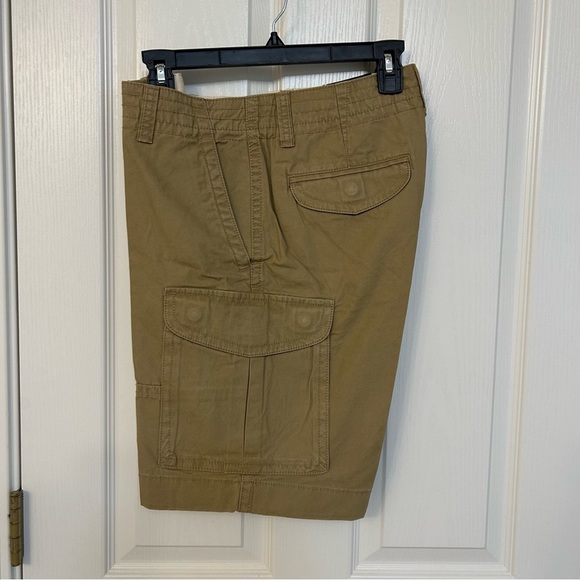 Tommy Hilfiger Men's Essential 10" Solid Cargo Shorts in Khaki Size 30 - Picture 6 of 10